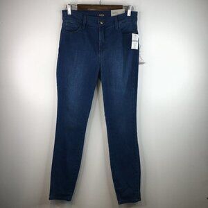 NYDJ Skinny Legging Valencia Lift Tuck Jeans  Size 8 NWT